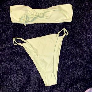 Trendy strapless bikini, high waisted bottoms..never worn